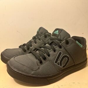 ADIDAS FIVE TEN FREERIDER MOUNTAIN BIKE SHOES